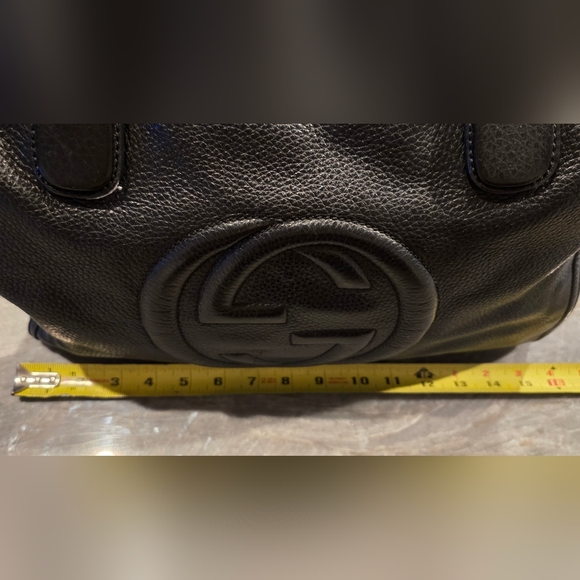 Gucci Tote...Make me a reasonable offer - Picture 5 of 7